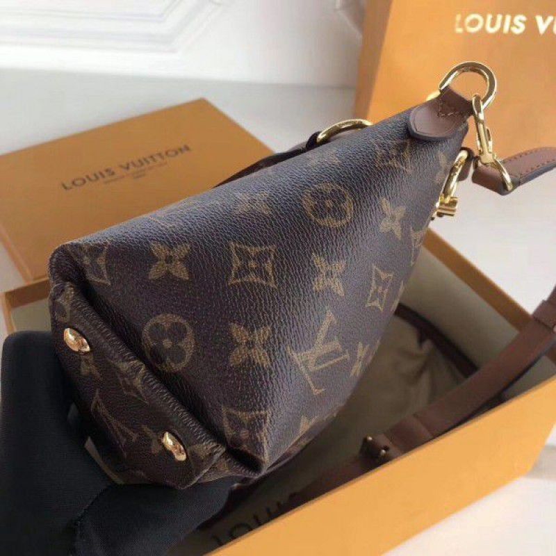 V Tote MM Monogram Canvas M43948 Black