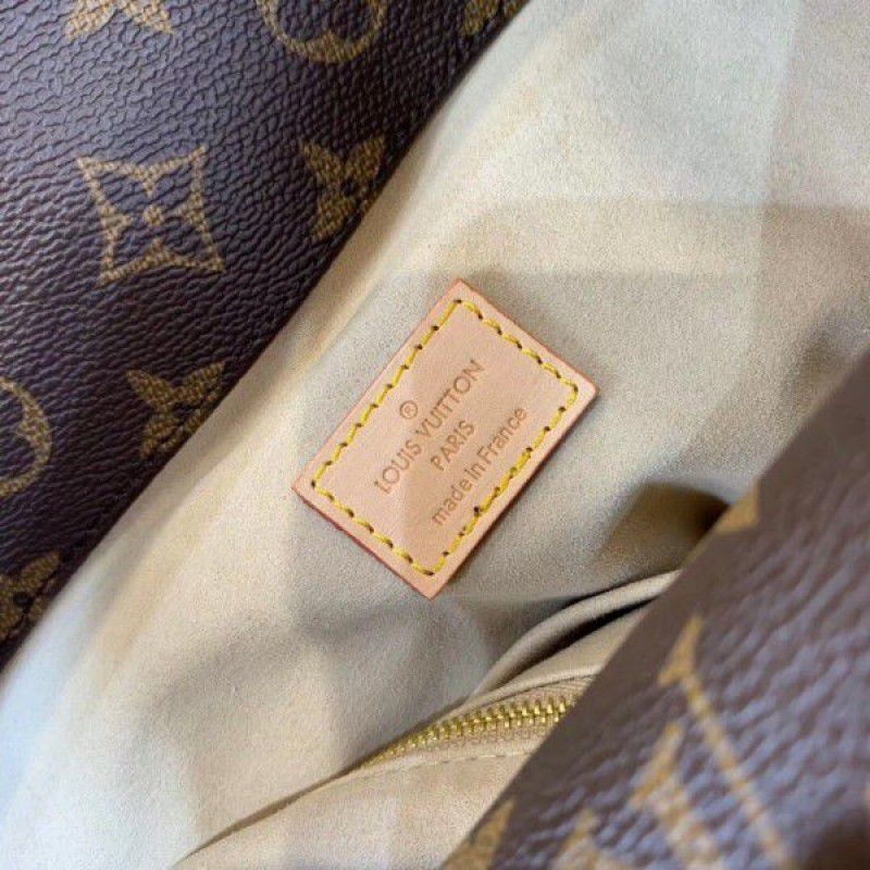 Artsy MM Bag Monogram Canvas M44869