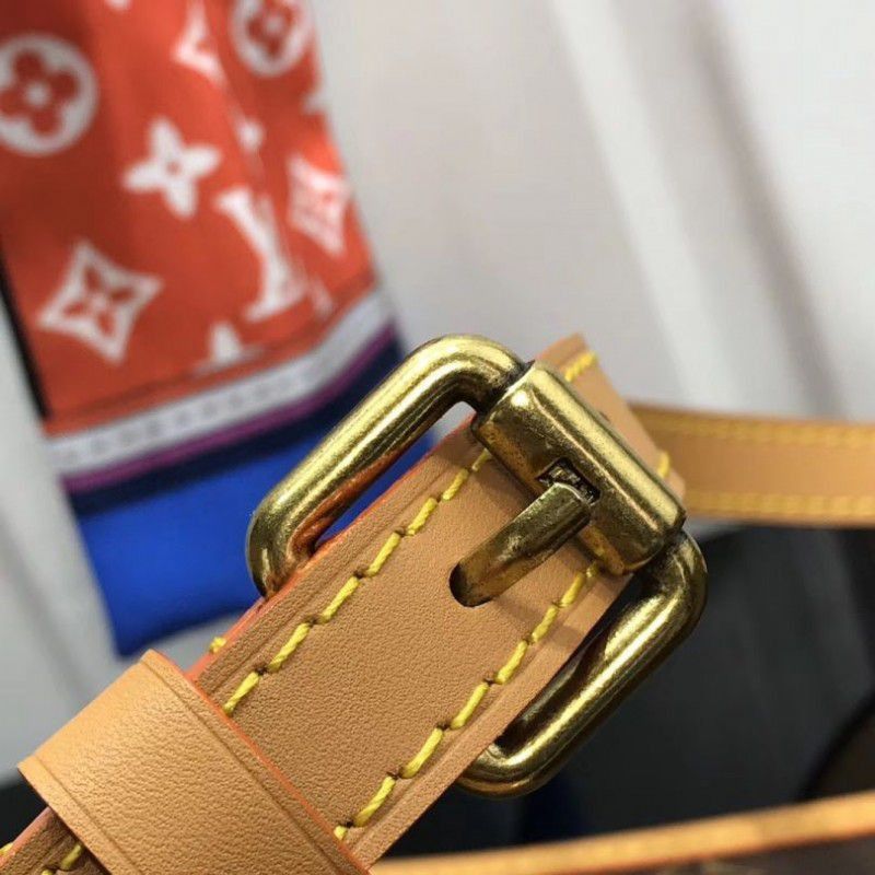 Shoulder Bags M44659